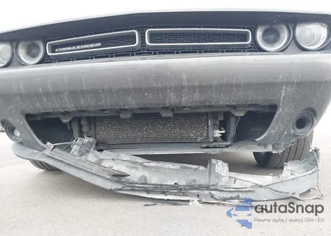 2016 Dodge Challenger Sxt Plus z USA, uszkodzony, nr VIN 2C3CDZAG7GH240531